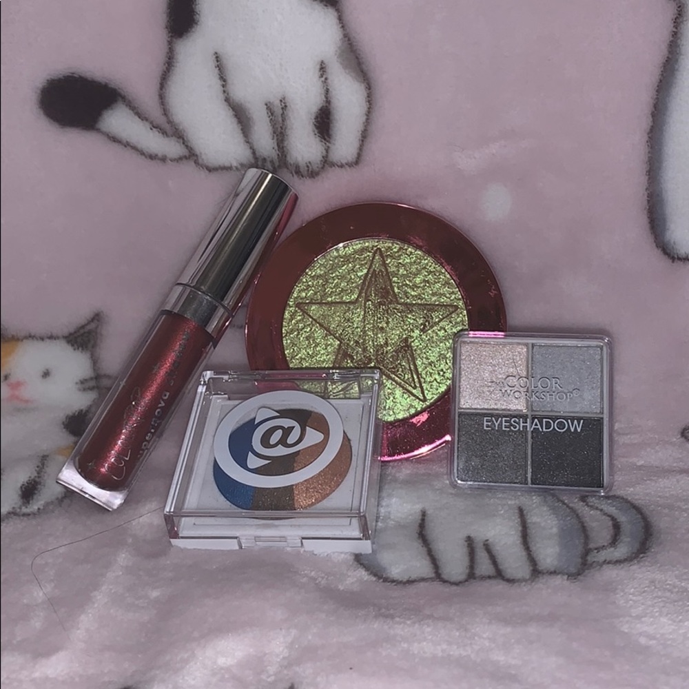 Jeffree Star Money Honey highlighter